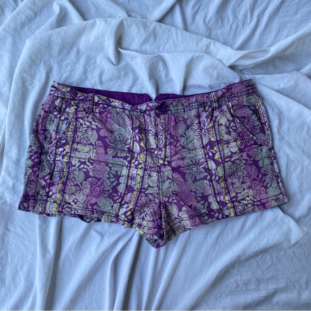 Route 66 Purple Floral Women's Shorts